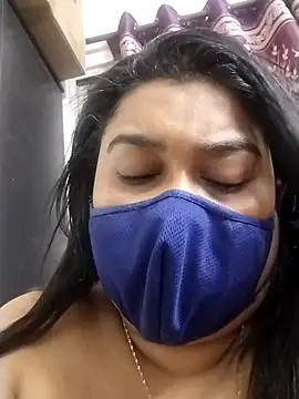 Snapshot of indianlisa5 chatting on 09-22-25, 08:22 indianlisa5 online show from 09-22-25, 08:22