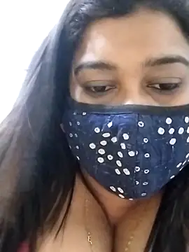 Snapshot of indianlisa5 chatting on 03-15-26, 07:42 indianlisa5 online show from 03-15-26, 07:42