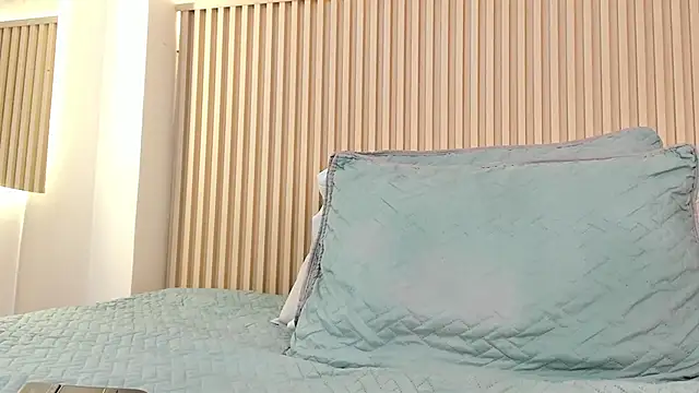 daiana curly online show from 03-18-26, 08:23