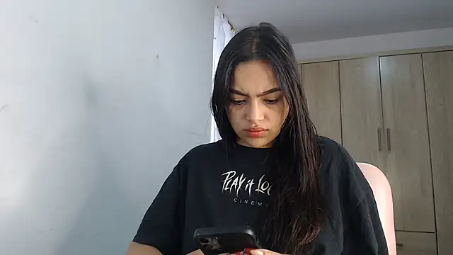 fairylatin222 online show from 02-15-25, 12:01