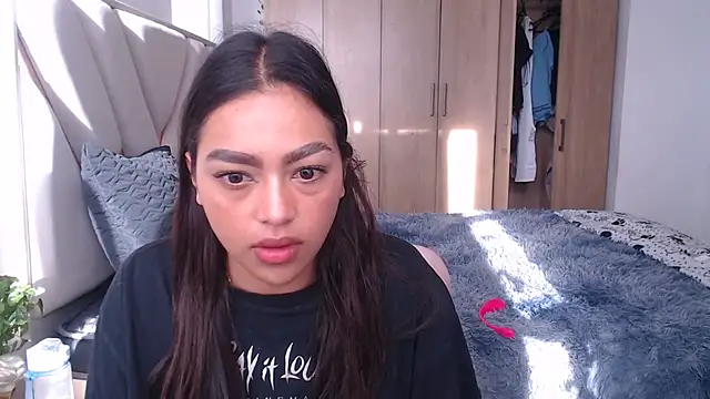 fairylatin222 online show from 03-18-25, 12:25