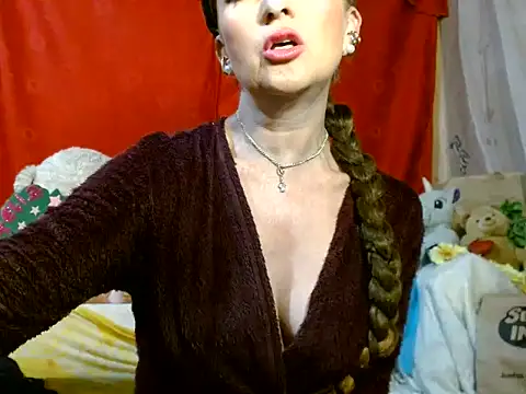 Snapshot of hottieperla chatting on 06-07-26, 04:00 hottieperla online show from 06-07-26, 04:00
