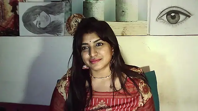 Snapshot of RoyalIndianCreamPuff chatting on 05-29-26, 06:28 RoyalIndianCreamPuff online show from 05-29-26, 06:28