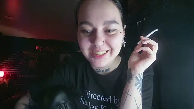 Snapshot of MoorderxDoll chatting on 02-09-25, 06:37 MoorderxDoll online show from 02-09-25, 06:37