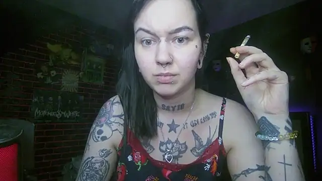 Snapshot of MoorderxDoll chatting on 03-02-26, 10:05 MoorderxDoll online show from 03-02-26, 10:05