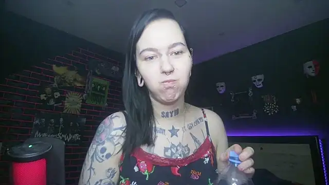 Snapshot of MoorderxDoll chatting on 03-03-26, 07:20 MoorderxDoll online show from 03-03-26, 07:20