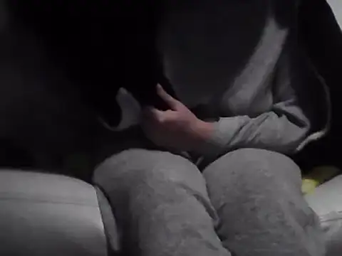 Snapshot of DragoneSFR chatting on 02-23-25, 06:34 DragoneSFR online show from 02-23-25, 06:34