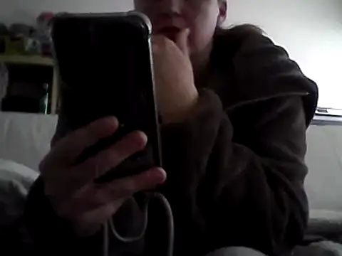 Snapshot of DragoneSFR chatting on 02-25-25, 09:53 DragoneSFR online show from 02-25-25, 09:53