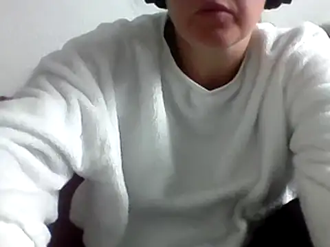 Snapshot of DragoneSFR chatting on 03-12-25, 10:26 DragoneSFR online show from 03-12-25, 10:26