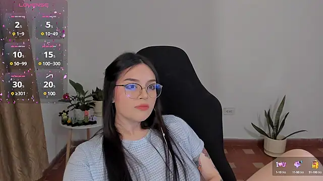 Snapshot of anaveleeez chatting on 12-03-24, 02:36 anaveleeez online show from 12-03-24, 02:36