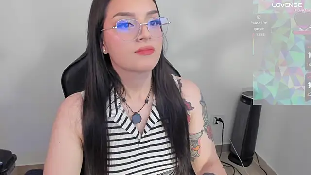 anaveleeez online show from 06-16-26, 11:51
