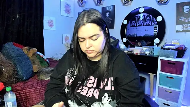 Luise Meyrink online show from 01-14-26, 02:39