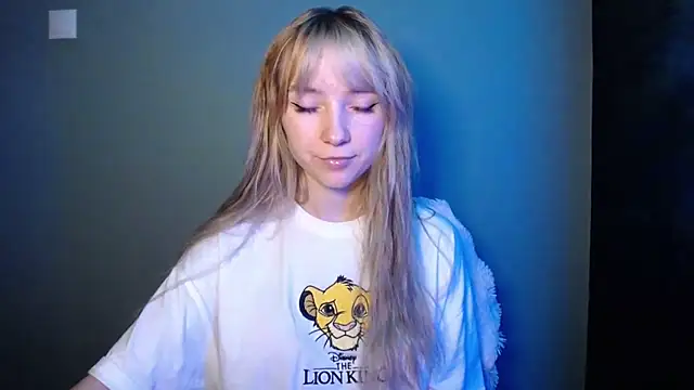 LuciaYoung online show from 11-27-25, 01:35