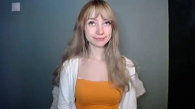 LuciaYoung online show from 01-12-26, 07:35