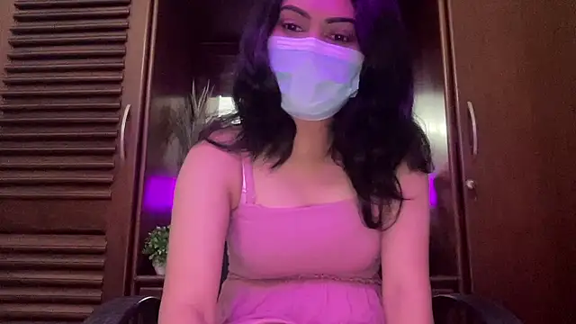 Snapshot of Princess_Lily chatting on 01-10-26, 03:36 Princess Lily online show from 01-10-26, 03:36