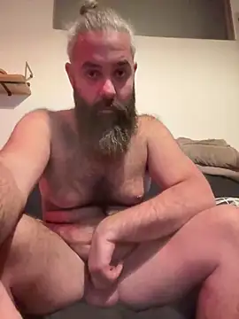 Snapshot of Grenn90 chatting on 12-25-24, 10:05 Grenn90 online show from 12-25-24, 10:05