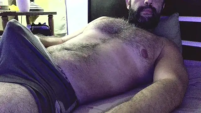 Snapshot of machoathome chatting on 01-24-25, 04:16 machoathome online show from 01-24-25, 04:16