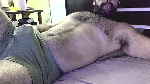 Snapshot of machoathome chatting on 01-25-25, 04:23 machoathome online show from 01-25-25, 04:23