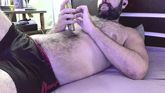Snapshot of machoathome chatting on 01-31-25, 08:43 machoathome online show from 01-31-25, 08:43