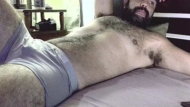 Snapshot of machoathome chatting on 02-16-25, 02:53 machoathome online show from 02-16-25, 02:53