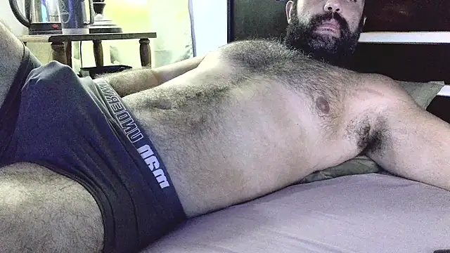 Snapshot of machoathome chatting on 02-18-25, 02:27 machoathome online show from 02-18-25, 02:27