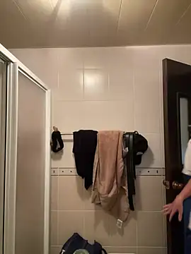 Snapshot of hihi0169 chatting on 01-11-25, 02:58 hihi0169 online show from 01-11-25, 02:58