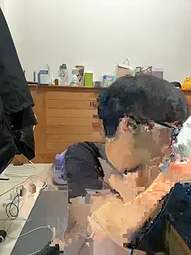 Snapshot of hihi0169 chatting on 02-06-25, 01:54 hihi0169 online show from 02-06-25, 01:54