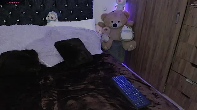 Maiaa evans online show from 12-28-24, 12:26