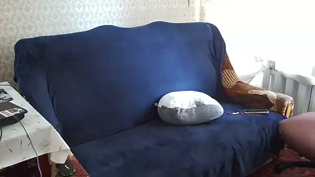 franceska blue online show from 04-11-26, 01:15