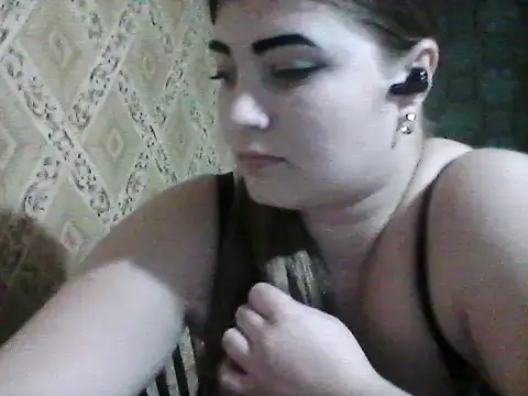 Elizabeth Meow online show from 11-17-25, 08:03