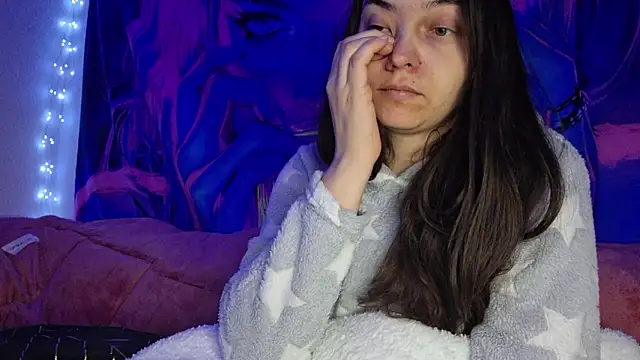 Snapshot of Cyndee_Winter chatting on 01-11-25, 05:07 Cyndee Winter online show from 01-11-25, 05:07