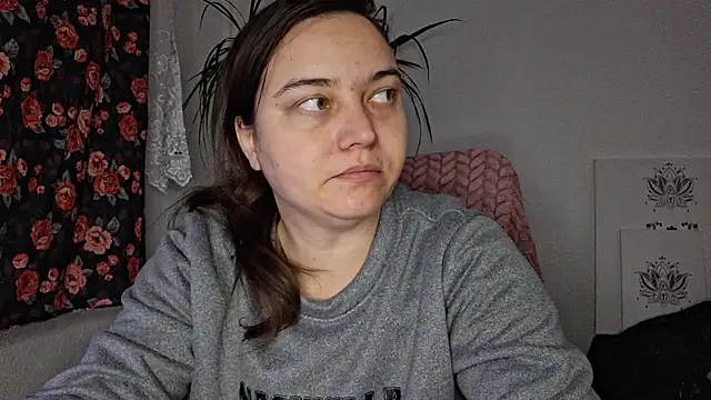 Snapshot of Cyndee_Winter chatting on 01-12-26, 07:30 Cyndee Winter online show from 01-12-26, 07:30