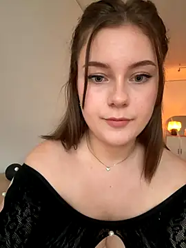 MaribelRiver online show from 11-16-25, 12:33