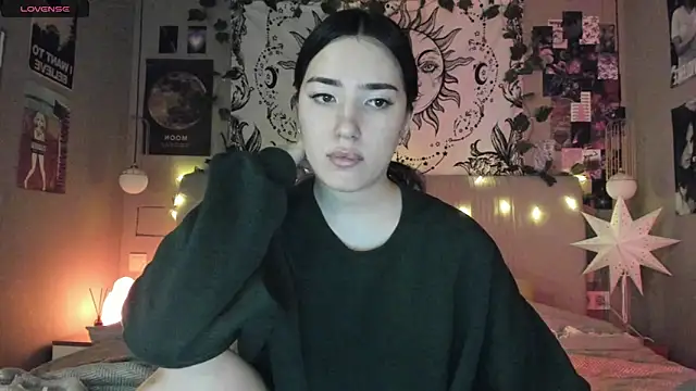Snapshot of Anisawithlove chatting on 02-05-25, 04:25 Anisawithlove online show from 02-05-25, 04:25
