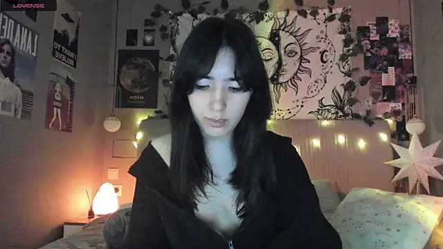 Snapshot of Anisawithlove chatting on 02-07-25, 04:14 Anisawithlove online show from 02-07-25, 04:14