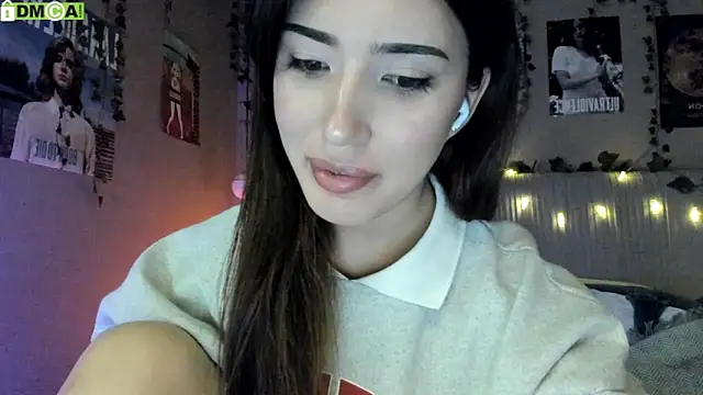 Snapshot of Anisawithlove chatting on 10-12-25, 06:01 Anisawithlove online show from 10-12-25, 06:01