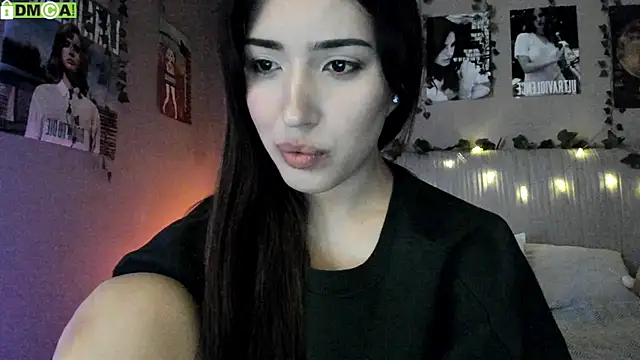 Snapshot of Anisawithlove chatting on 10-13-25, 08:47 Anisawithlove online show from 10-13-25, 08:47