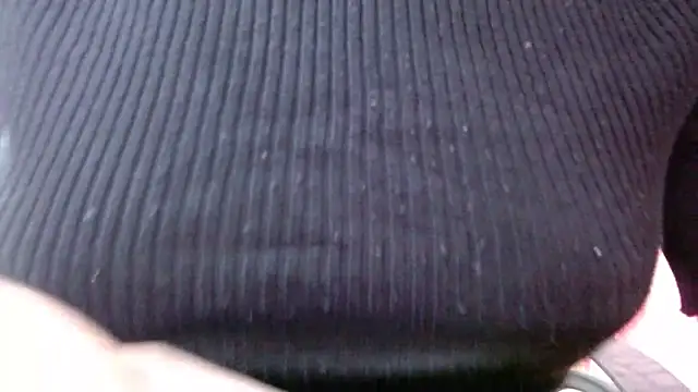 Snapshot of sexy_ishu chatting on 03-05-25, 09:27 sexy ishu online show from 03-05-25, 09:27