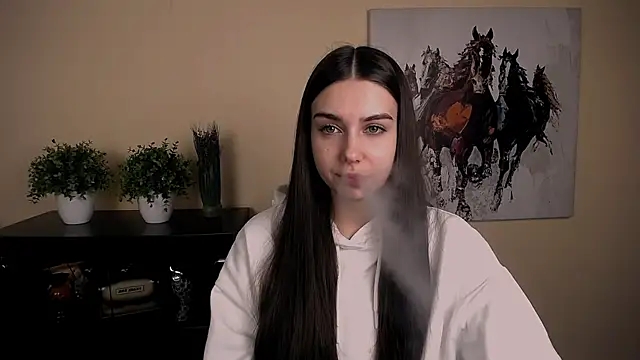 Lili magic online show from 11-16-25, 03:39