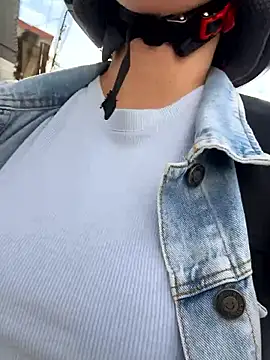 LIAH IZUMI online show from 01-15-26, 12:43