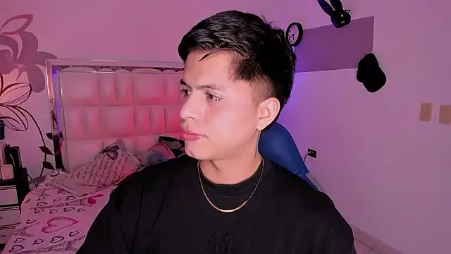 Snapshot of Niicky1_ chatting on 12-03-24, 09:12 Niicky1  online show from 12-03-24, 09:12