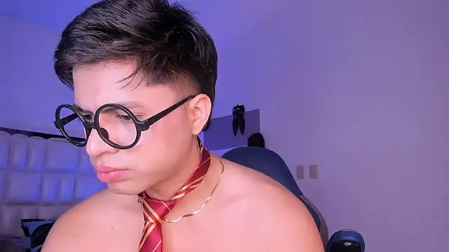 Snapshot of Niicky1_ chatting on 01-21-25, 11:34 Niicky1  online show from 01-21-25, 11:34