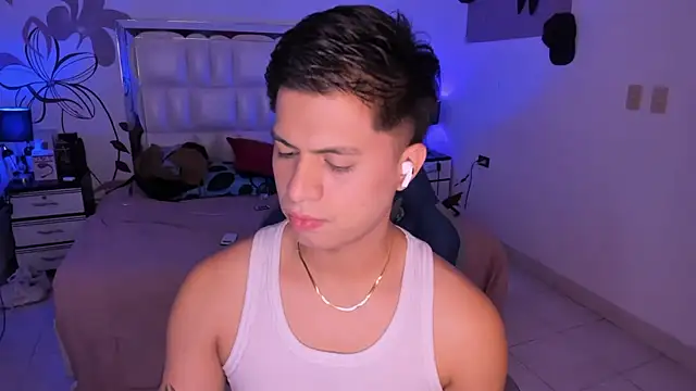 Snapshot of Niicky1_ chatting on 01-30-25, 08:31 Niicky1  online show from 01-30-25, 08:31