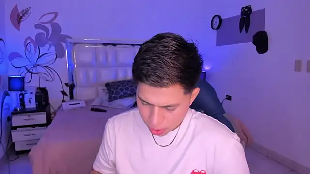 Snapshot of Niicky1_ chatting on 01-31-25, 10:52 Niicky1  online show from 01-31-25, 10:52