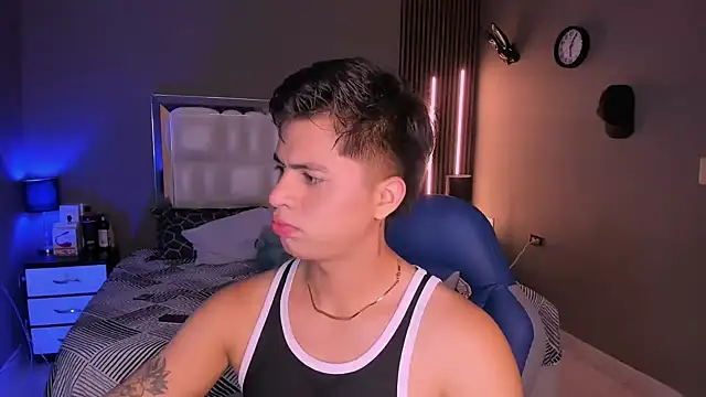 Snapshot of Niicky1_ chatting on 03-12-25, 09:03 Niicky1  online show from 03-12-25, 09:03