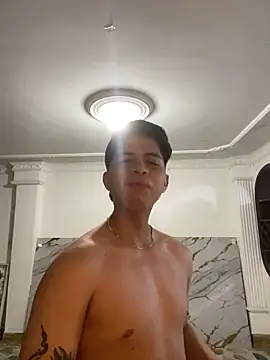 Snapshot of Niicky1_ chatting on 03-21-25, 12:18 Niicky1  online show from 03-21-25, 12:18