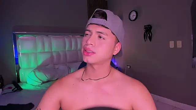 Snapshot of Niicky1_ chatting on 09-11-25, 09:15 Niicky1  online show from 09-11-25, 09:15