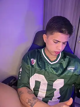 Niicky1  online show from 04-02-26, 02:26