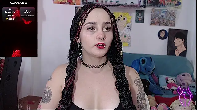 kitty22  online show from 12-01-25, 03:17