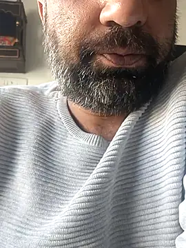 lund lol online show from 02-12-25, 09:42